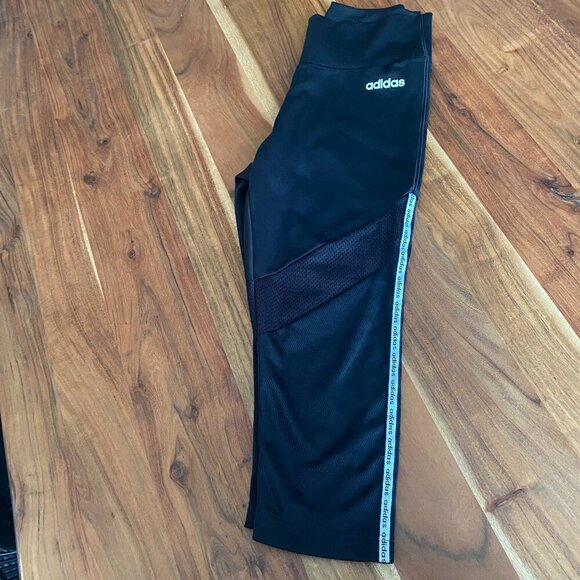 Adidas Climalite Capri Style Black Leggings Size M - Picture 3 of 8